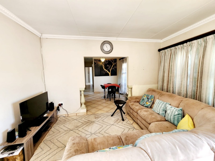 3 Bedroom Property for Sale in Karlienpark North West